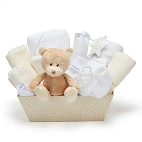 Baby-Geschenkkorb mit süßem braunen Teddybär