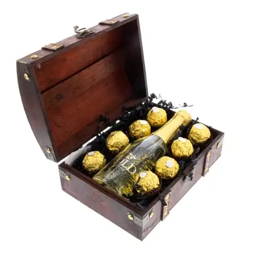 Bull & Bear Geschenk Mini-Truhe Gold-Schätzchen, Truhe mit 0,2l Sekt mit echtem Blattgold 22 Karat und 8 Rocher Pralinen
