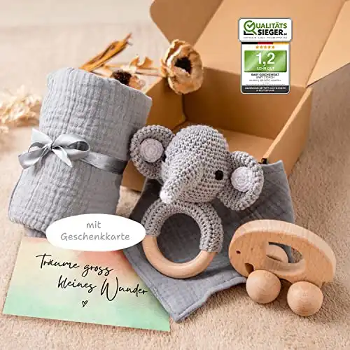 Baby Storch® Baby Geschenk zur Geburt Junge und Mädchen, 5-in-1-Set - Musselin Tuch, Lätzchen, Holz Spielzeug, Rassel